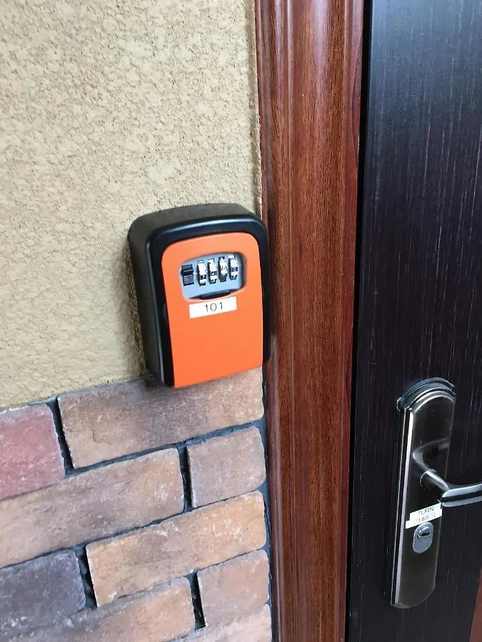 玉出101 Wifi付 玉出駅から徒歩2分 地下鉄難波迄8分 Apartment Osaka